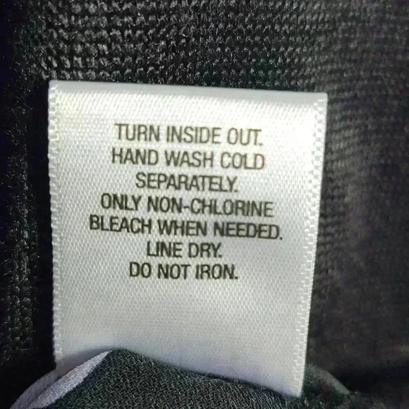 🚨 LAST CHANCE 🚨 ROZ & ALI Dressbarn Floral and Black Blouse Size 2X - Picture 11 of 16